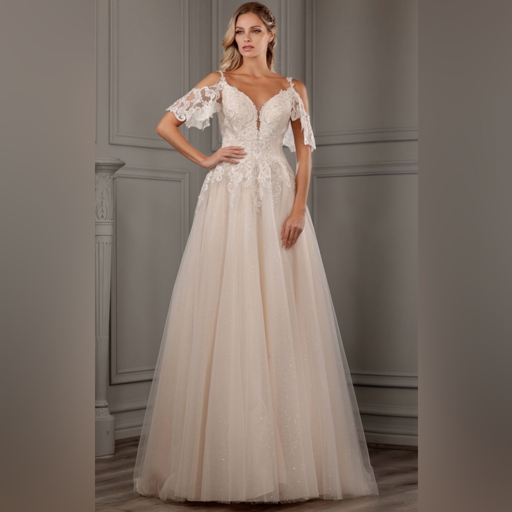🚨 LAST CALL BRIDAL SALE! LISTINGS WILL BE DELETED MAY 3rd. MOVING TO NEW WEBSITE